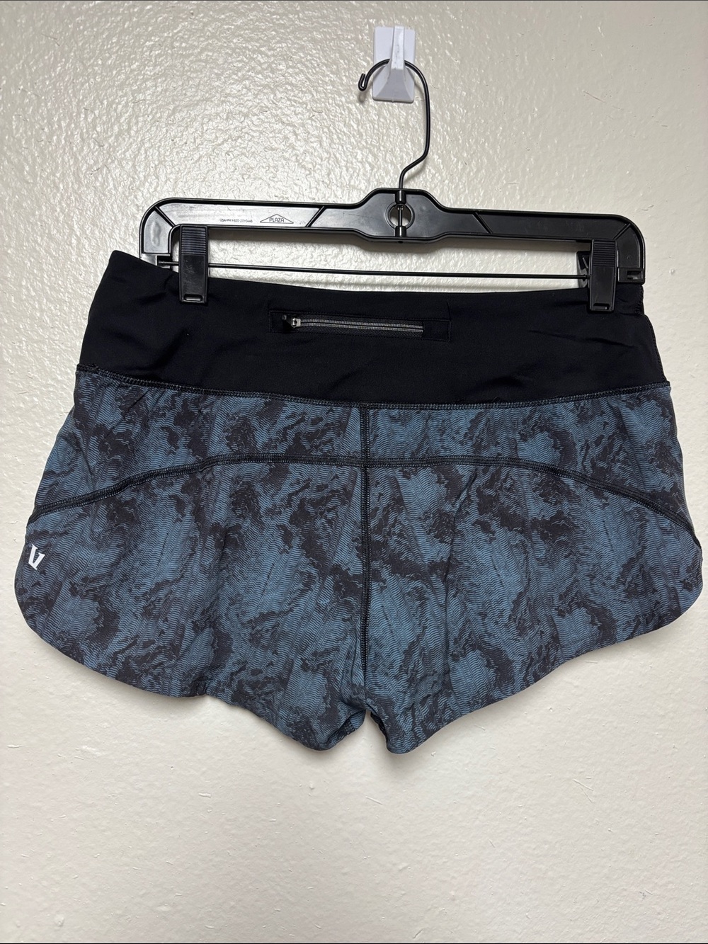 Vuori Black Waistband Blue Marbled Athletic Shorts